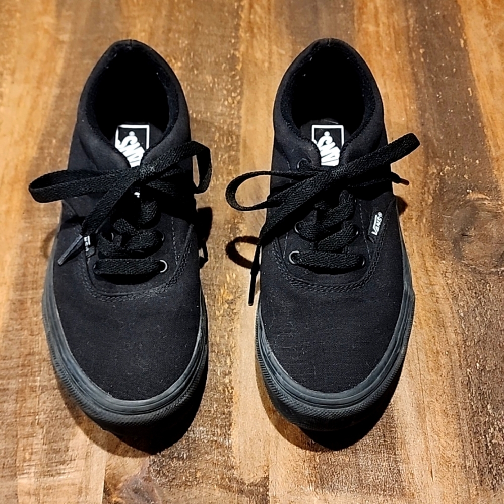 Kids Van's size 3